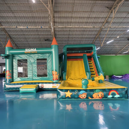 Inflatable Trampoline Castle with Pool