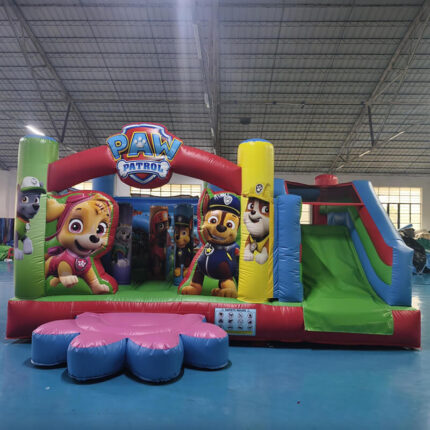 Inflatable bounce castle